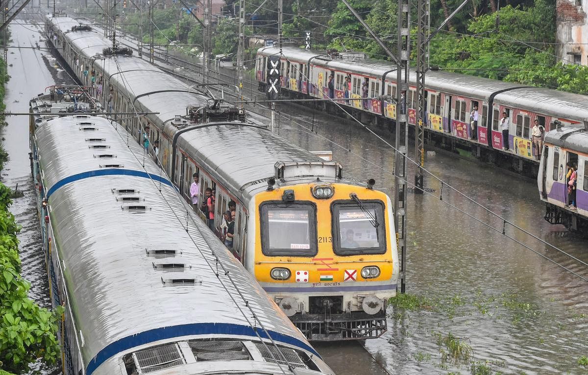 IMD's Mumbai-based Regional Meteorological Centre removed the heavy rainfall warning issued for Mumbai and its suburbs. (PTI Photo)