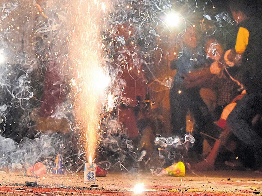 The number of eye injuries caused by firecrackers seems to be on the increase, despite the government issuing strict guidelines for the Deepavali celebrations.  