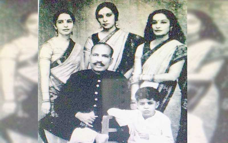 Poovaiah sisters, Sita, Chitra and Lata, with their guru, Jailal.
