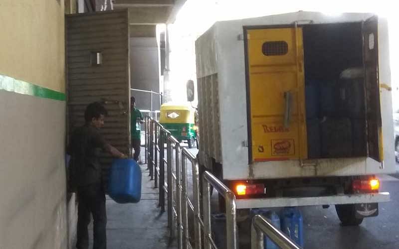 Utilities for leaseholders have hit the interests of commuters at several stations. At the Srirampura metro station, a restaurant’s back door blocks an already narrow footpath.