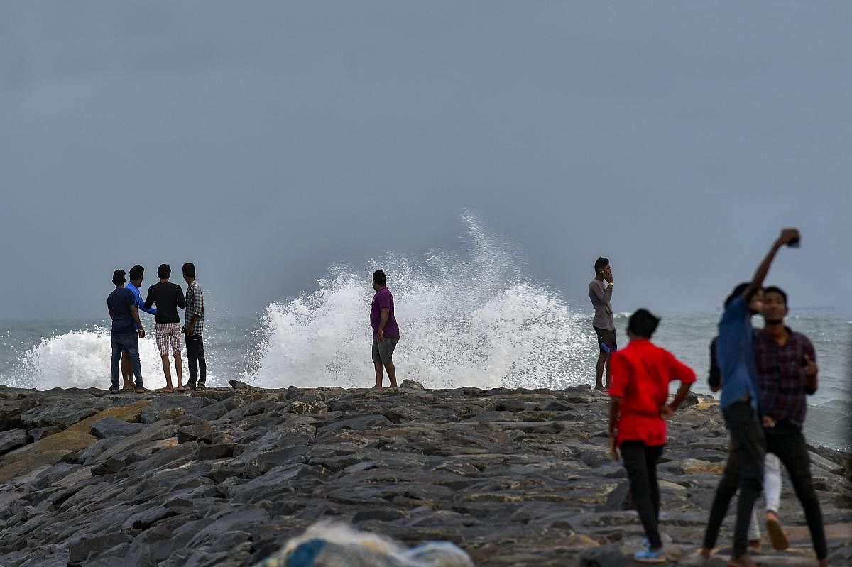 As the cyclone's landfall began, coastal towns including Cuddalore, Nagapattinam, Thondi and Pamban in Tamil Nadu and Karaikkal and Puducherry received rainfall ranging between 3 cm and 8 cm. (PTI file photo)