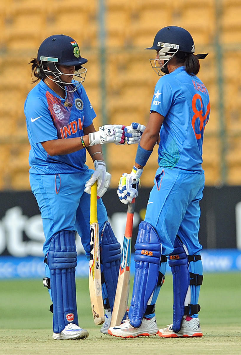 India will look for strong performances from Veda Krishnamurthy (left) and skipper Harmanpreet Kaur in the semis of World T20 against England. DH File Photo