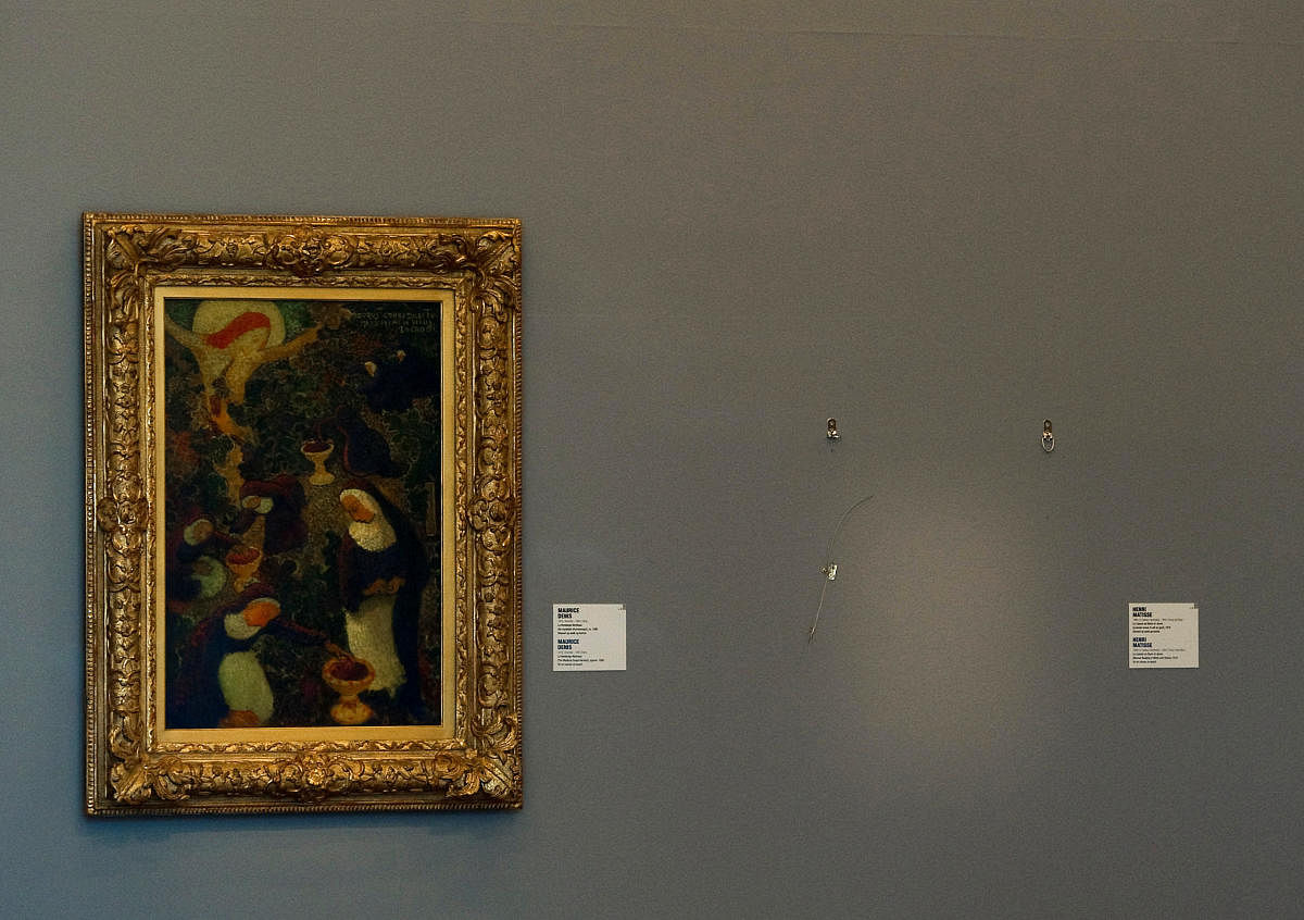 An empty spot on the wall marks the place where the stolen Henri Matisse painting was in Rotterdam's Kunsthal art gallery in the Netherlands October 16, 2012. REUTERS