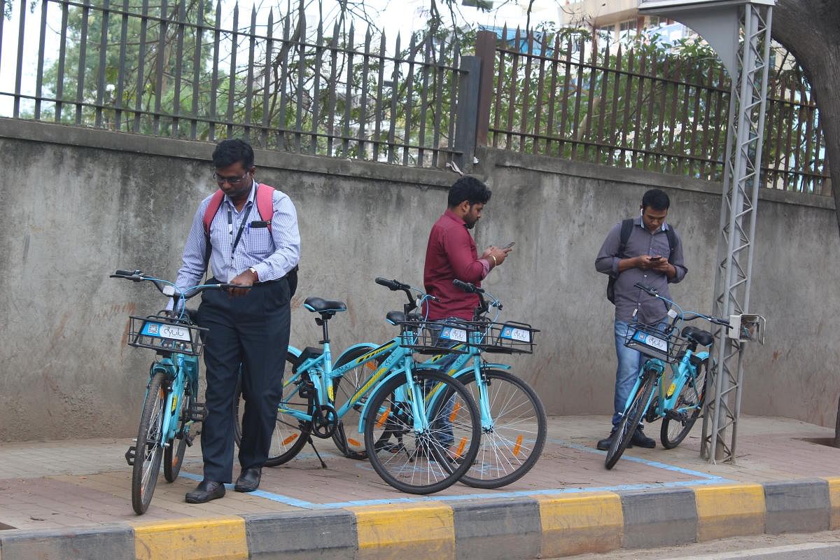Dockless bike-sharing is expected to make a big difference in Electronics City, where the emergence of residential apartments, schools and colleges has sparked a huge spike in traffic. 