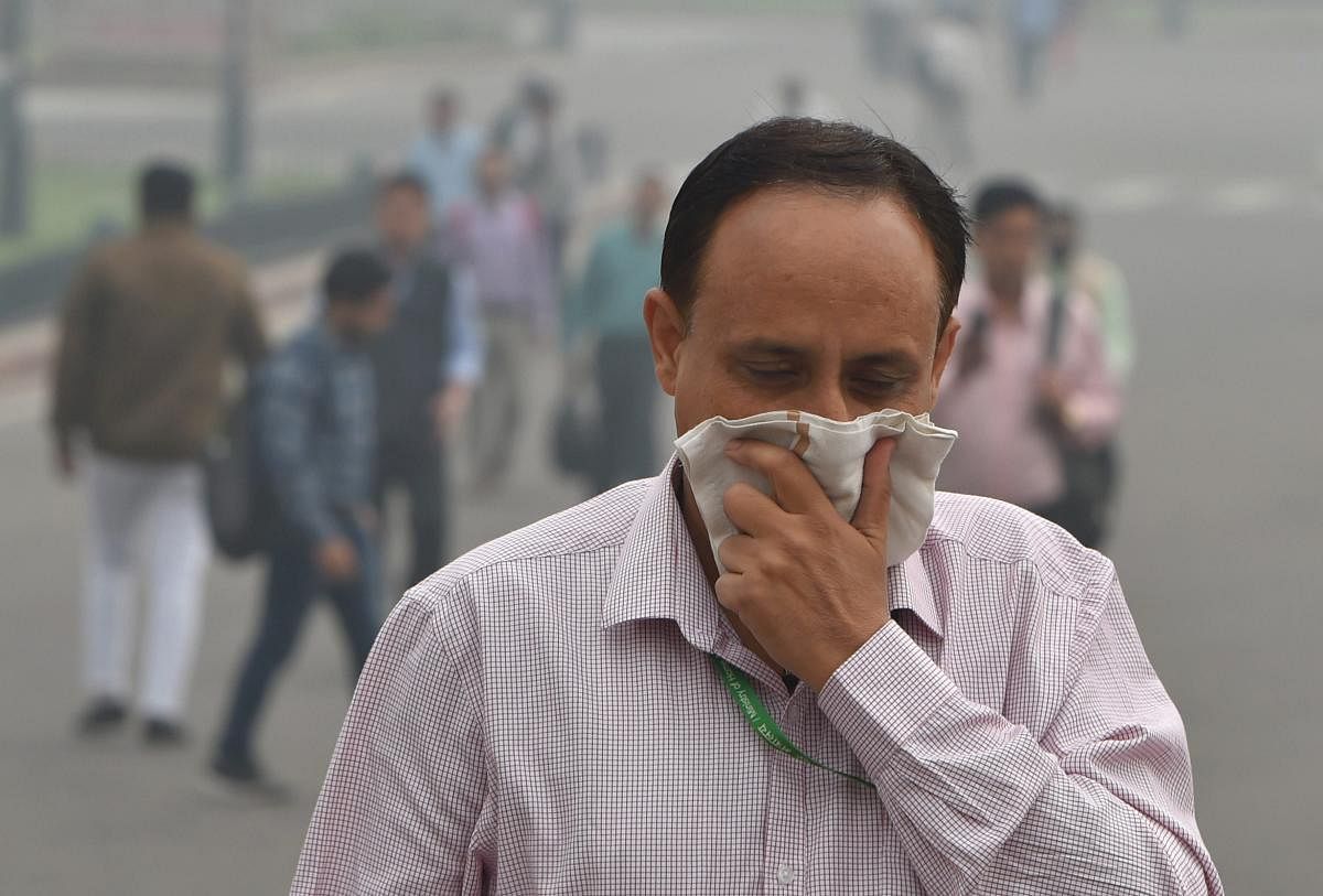 According to the new Air Quality Life Index (AQLI), developed by researchers at University of Chicago in the US, particulate air pollution cuts global average life expectancy by 1.8 years per person. (PTI File Photo)