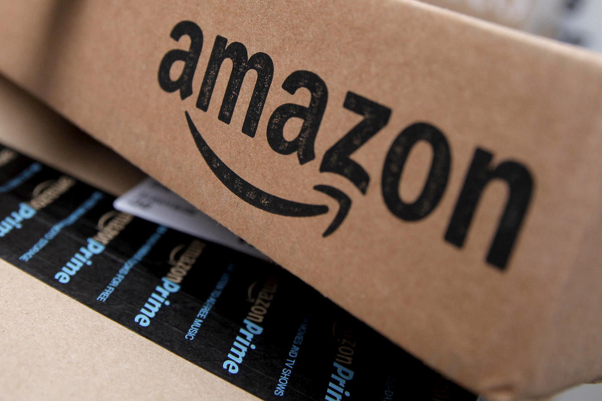 Online retailer Amazon is in advanced stage of talks to buy around 9.5% stake in Kishore Biyani-led Future Retail, according to sources.