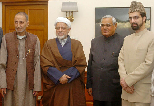  Prime Minister Atal Behari Vajpayee with Hurriyat Conference leaders (L-R) Abdul Gani Bhatt; Maulana Abbas Ansari and Umar Farooq in New Delhi. DH file photo