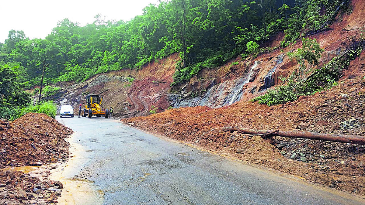 The NH 75 stretch at Kodyakallu near Shiradi was cleared after a landslide.