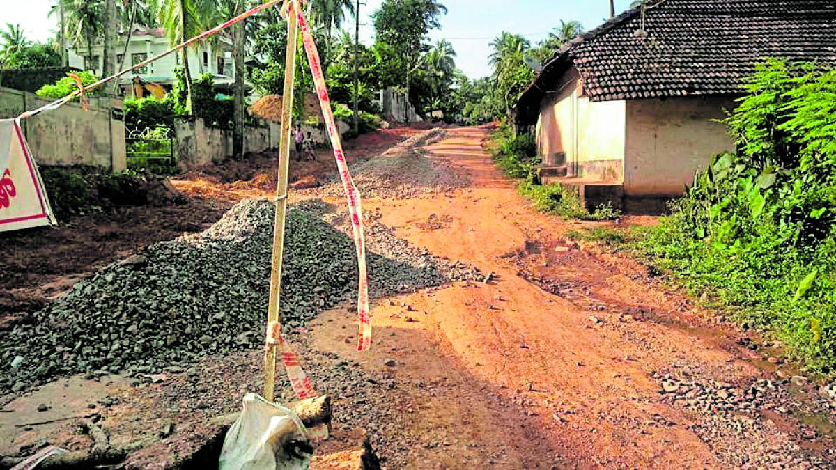 The condition of the road at Pakkaladka in Mangaluru.