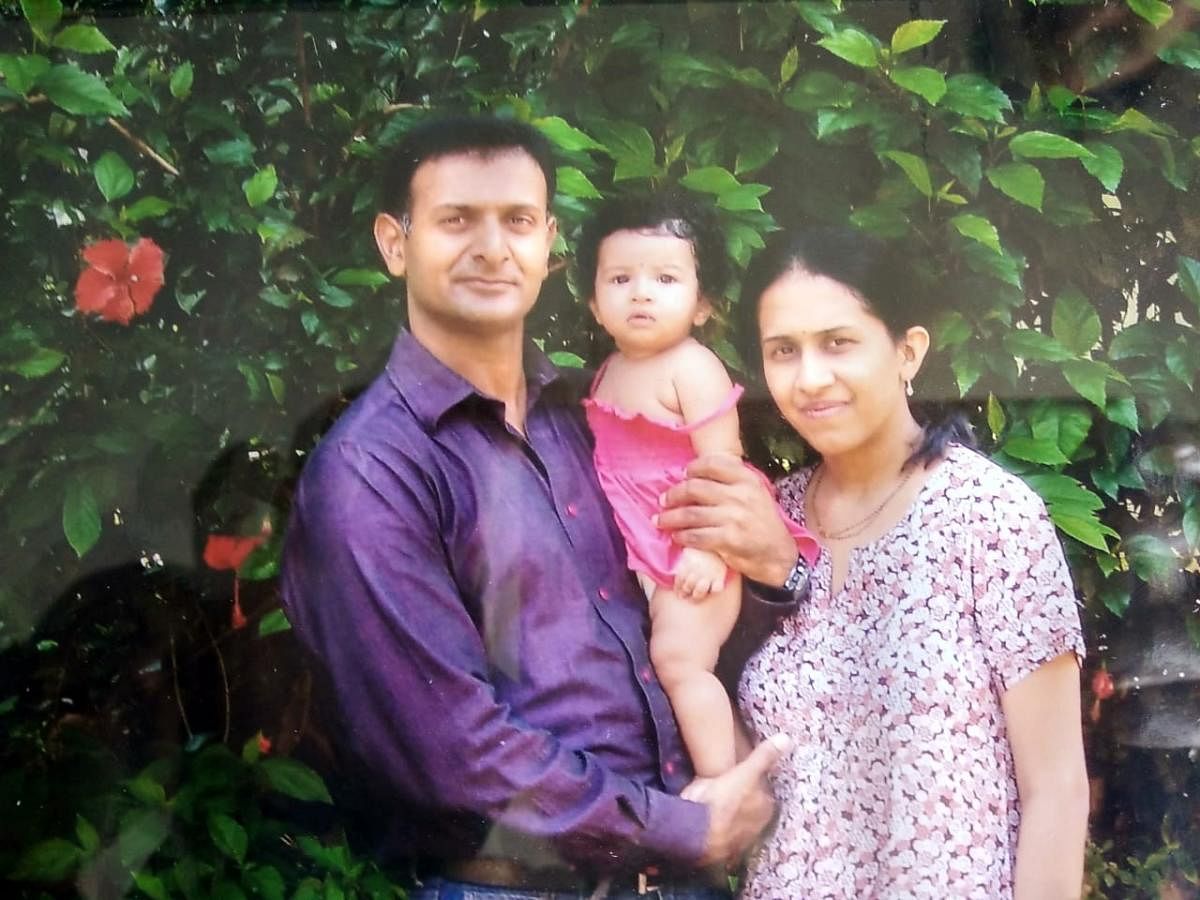 Lt Col C N Nanjappa with wife Nayana and daughter Neha. Nanjappa was on the China border when his helicopter crashed.