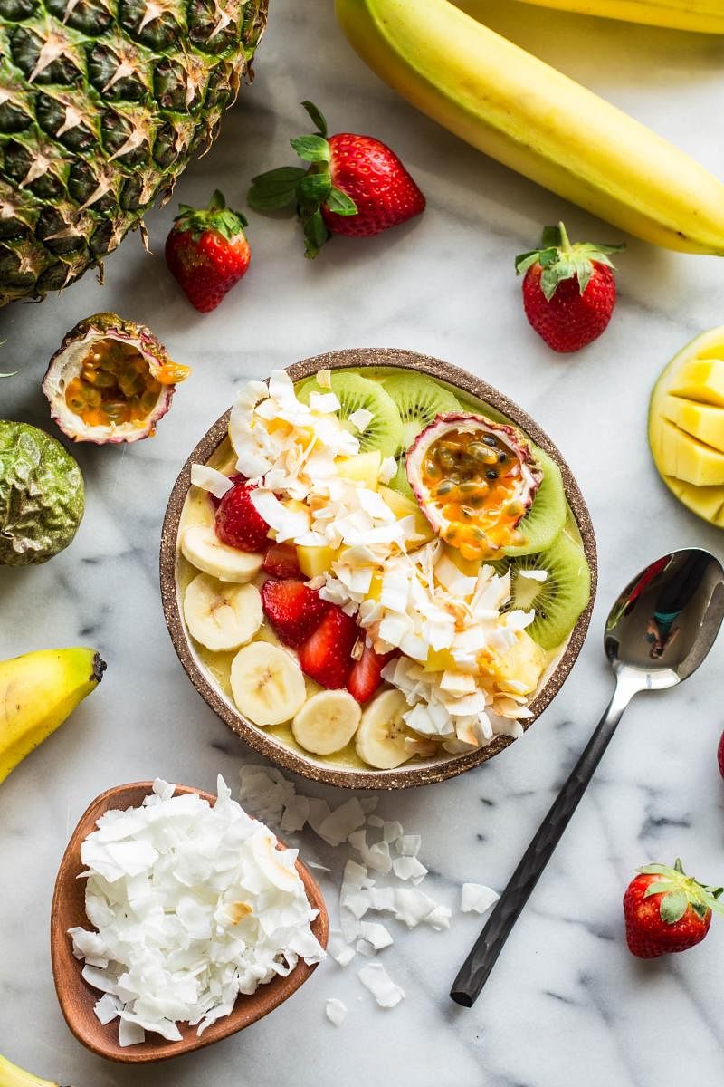 Pina Colada Smoothie Bowl