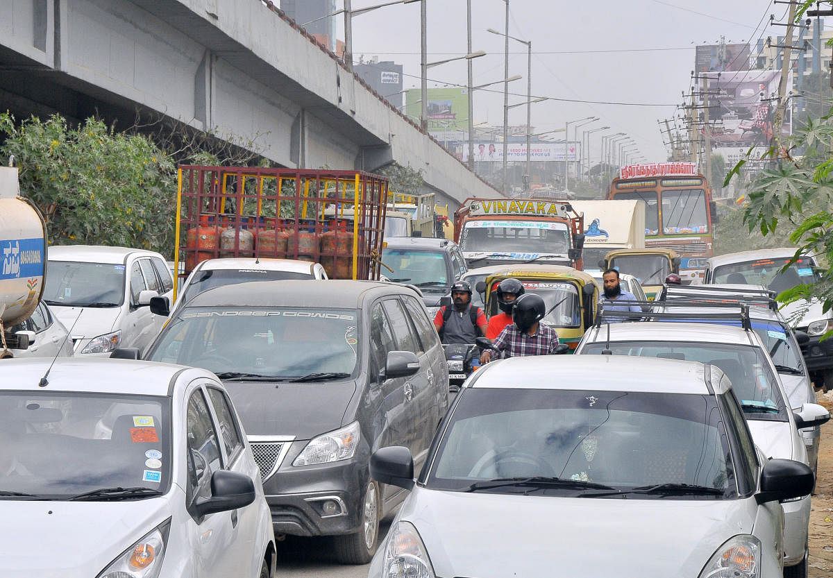 The Bellandur Jothege has put forth a plan to make pedestrian movement safe at Iblur junction. DH file photo