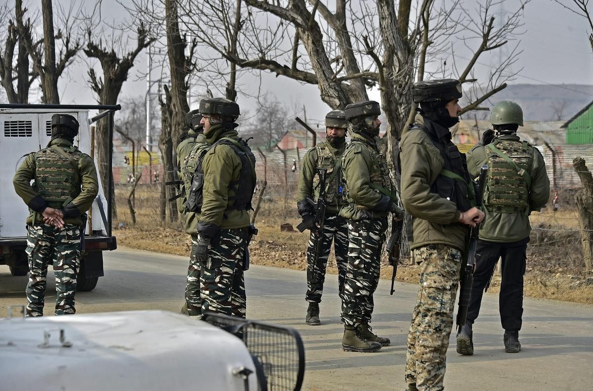 Security forces launched a cordon and search operation in the Banderpora-Rinzipora area of Awantipora on Friday morning. (PTI File Photo)