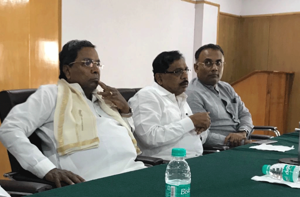 Newly-appointed KPCC president Dinesh Gundu Rao, Deputy Chief Minister G Parameshwara and Congress Legislature Party leader Siddaramaiah chaired a meeting of the party’s defeated candidates to hear them out and iron out differences ahead of the 2019 Lok Sabha polls. Picture courtesy Twitter