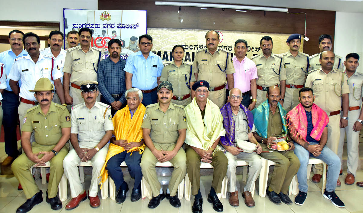 Traffic Wardens Joe Gonsalves, Francis Maxim Moras and Joseph D'Souza, Police Commissionerate staff Varun Alva, Yusuf , Purushottam and others were felicitated on the occasion of the completion of 100th edition of the phone-in programme conducted by the c