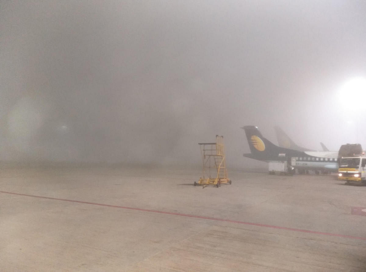 Fog delayed several flights from the Kempegowda International Airport. DH Photo