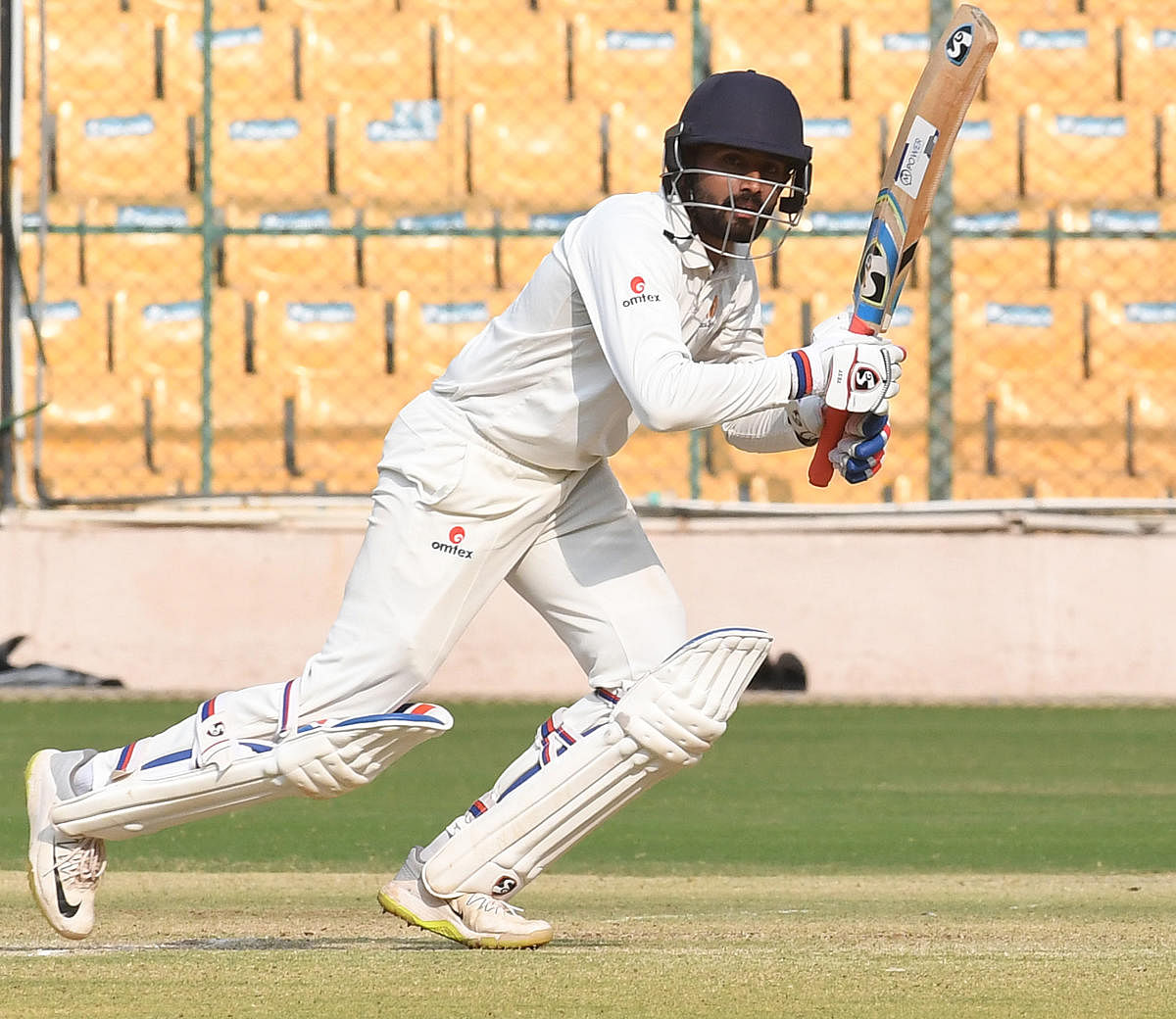 GUTSY: Karnataka's Shreyas Gopal lapped up the challenge of excelling in a game as important as the Ranji Trophy semifinal with superb temperament. DH PHOTO/SRIKANTA SHARMA R 