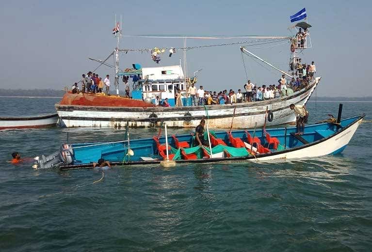 The death toll in the boat tragedy near Kurmagad in Karwar went up to 16 with the rescue team retrieving the body of a boy on Monday. DH file photo