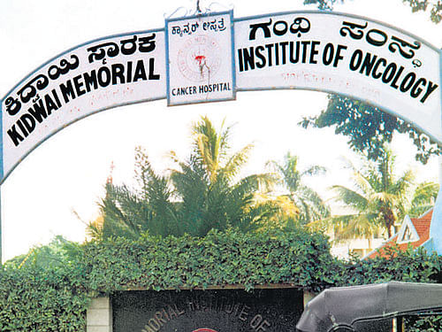 Kidwai Memorial Institute of Oncology, the premier institute for cancer treatment in the state, is facing acute staff crunch. According to its director, the hospital is functioning with just about 30% of manpower. DH file photo