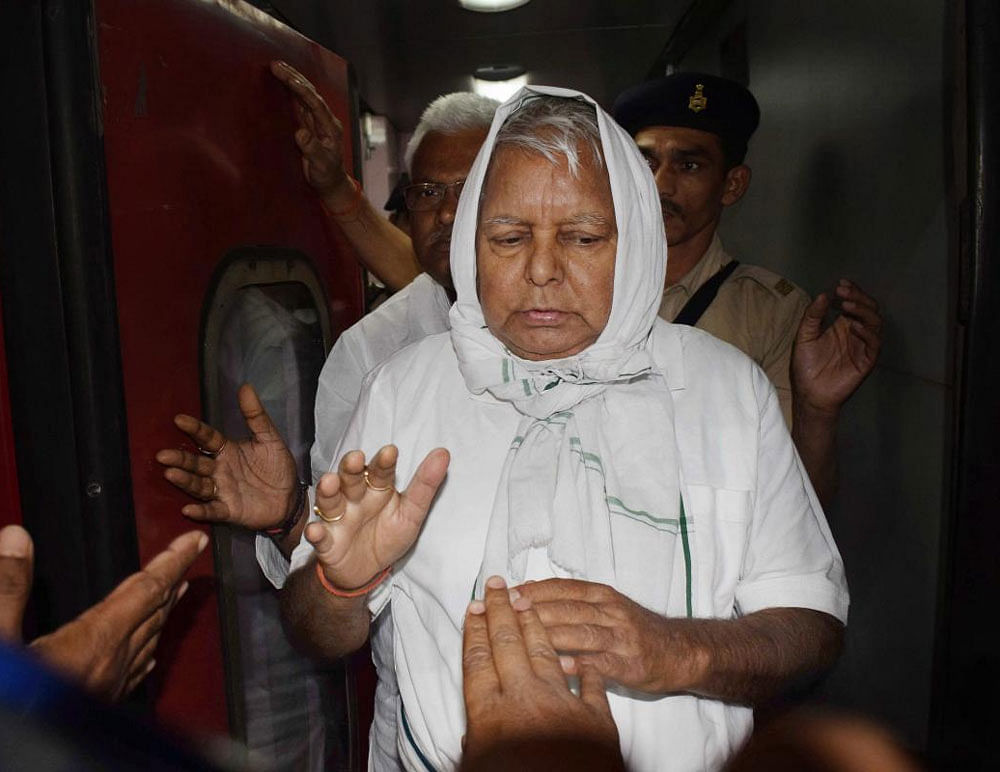 A month before Lalu Prasad was to hoist the national flag on the occasion of 50th Independence Day in 1997, the Joint Director of the CBI, UN Biswas, arrived in Patna to arrest Lalu. A West Bengal-cadre IPS officer of 1968 batch, Biswas was supervising the investigation of multi-crore fodder scam. (PTI file photo)