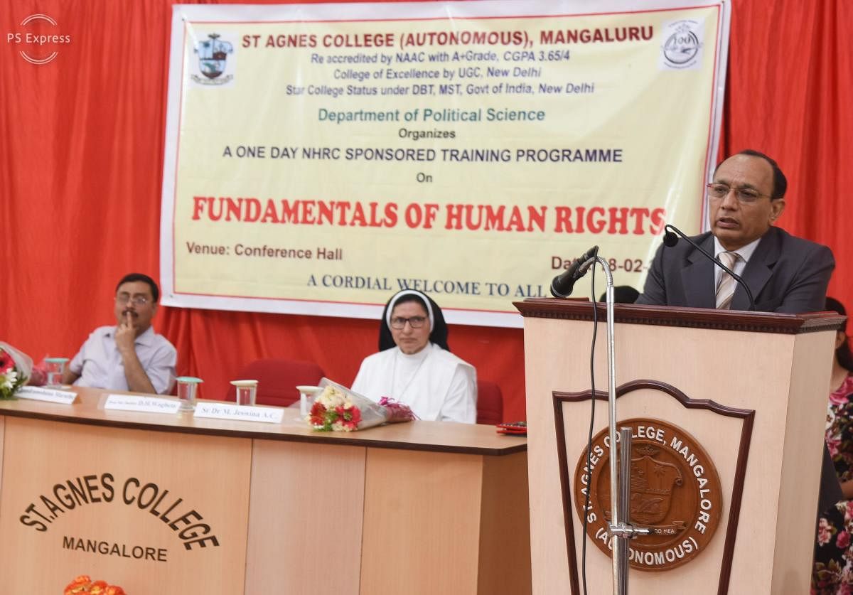  Karnataka State Human Rights Commission (KSHRC) Chairman Justice D H Waghela speaks after inaugurating a day-long training programme on ‘Fundamentals of Human Rights,’ held at St Agnes College (Autonomous) in Mangaluru on Monday.