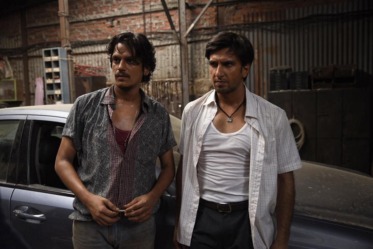 Vijay Varma as Moeen, a mechanic and thief, in ‘Gully Boy’.