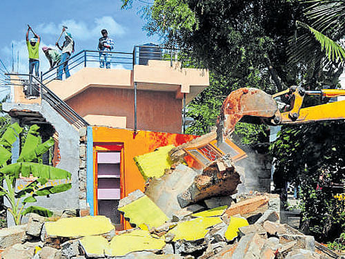 BBMP hints at tough action against big builders