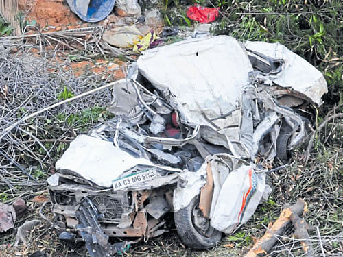 The Tata Sumo which was crushed in the building crash. dh Photos
