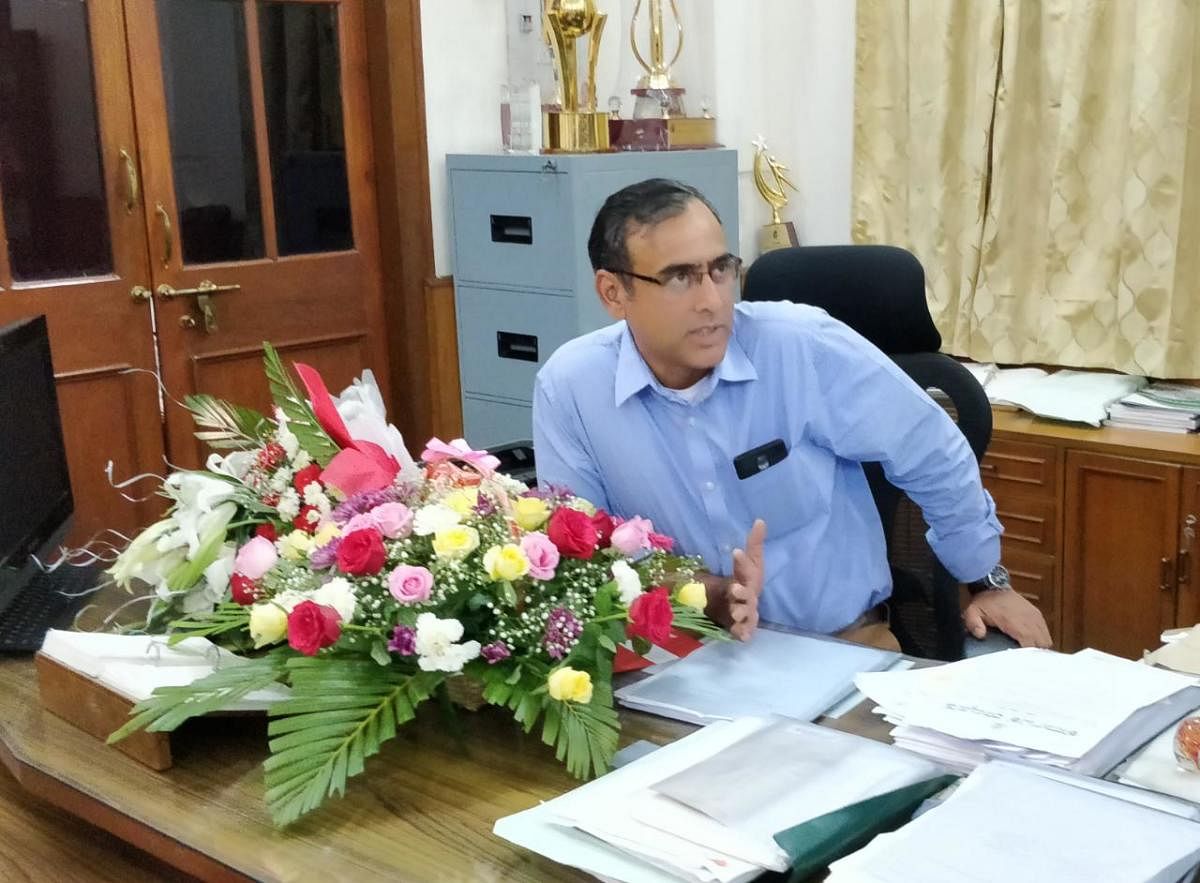 M Maheshwar Rao took charge as the Commissioner of the Bruhat Bangalore Mahanagara Palike (BBMP)