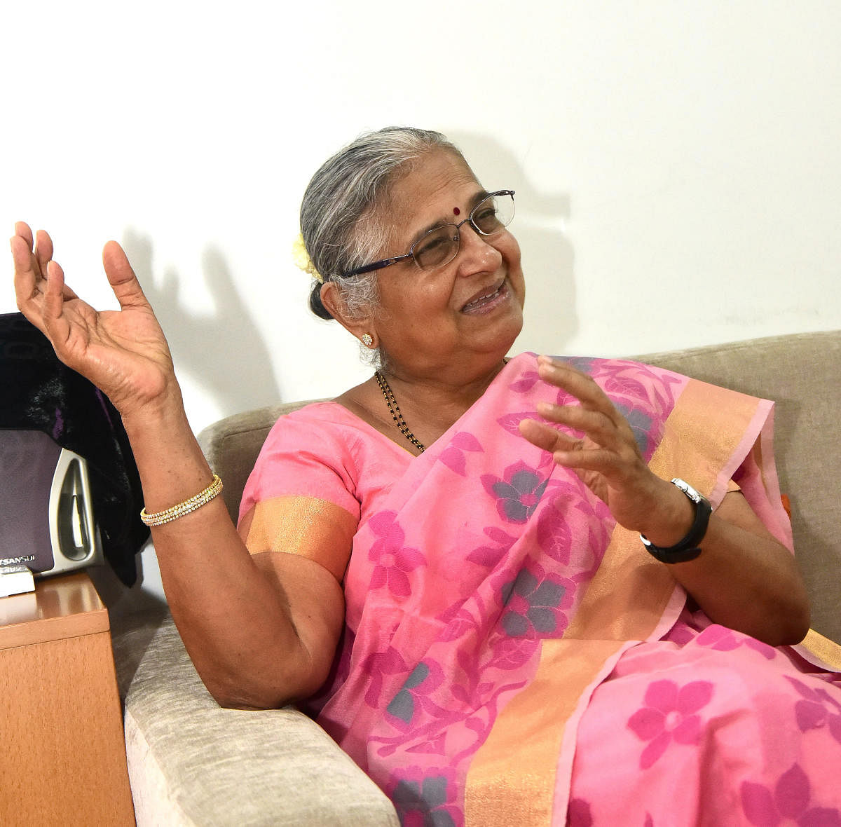 It added that it also has copies of appeals for funds that have been typed on a fake letterhead of the foundation and bear forged signatures of Infosys Foundation Chairperson Sudha Murty. (DH File Photo)