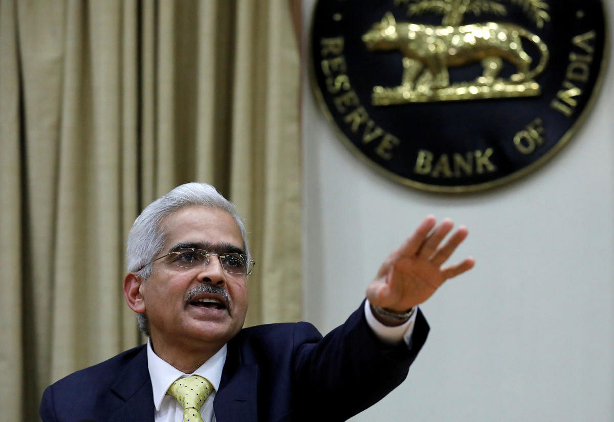 Shaktikanta Das, the new Reserve Bank of India (RBI) Governor, gestures as he attends a news conference in Mumbai. REUTERS