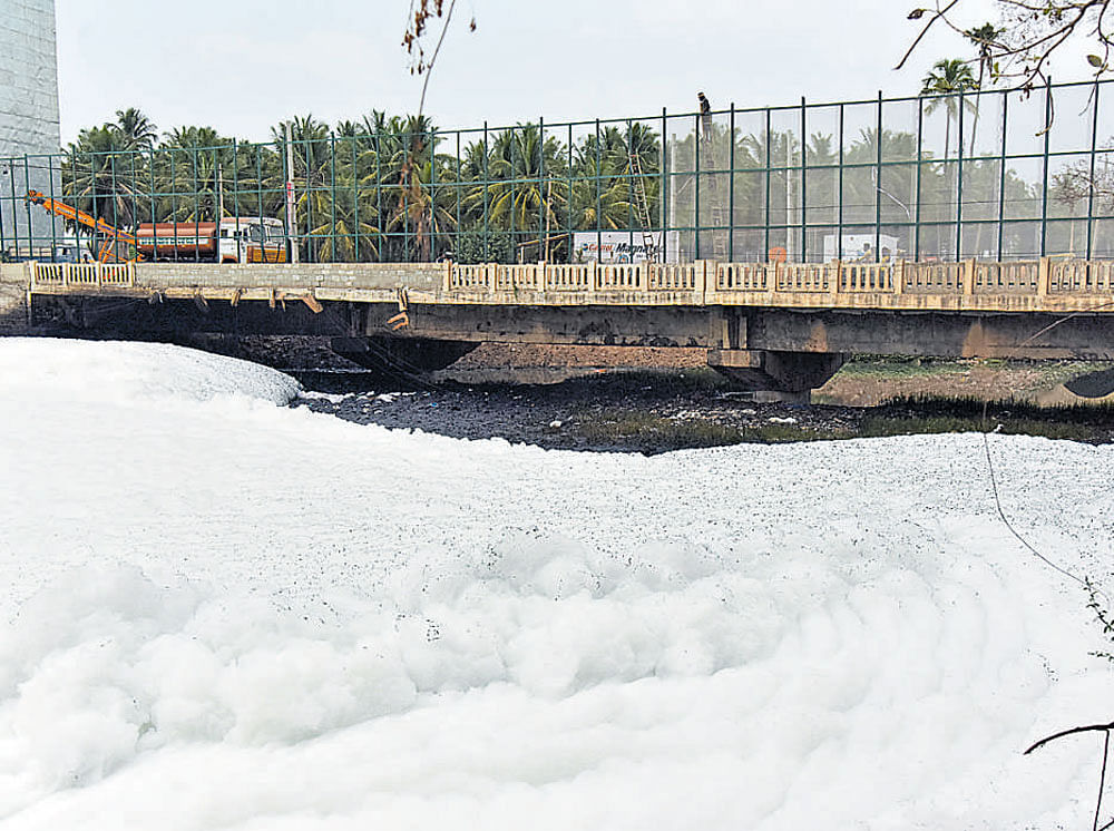 Built by the Karnataka Public Works Department (PWD) 17 years ago along state highway 35, the bridge has been experiencing severe shaking in the last few days due to heavy vehicular movement. DH file photo