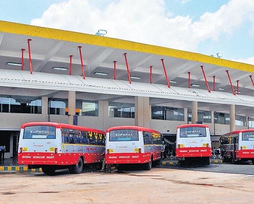 The Mysuru city service being operated by KSRTC runs the fully-equipped smart system complete with boards at bus stops that electronically transmits information to waiting passengers. dh file photo