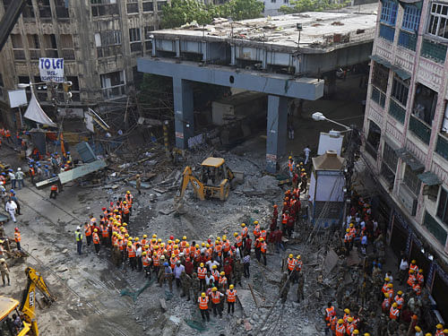 A general view of the under-construction flyover that collapsed in Kolkata, India, April 1, 2016. REUTERS