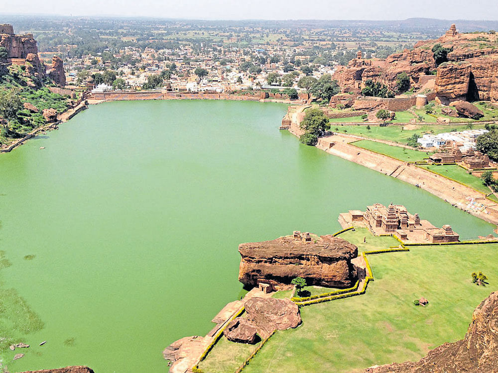 A panoramic view of Agastya Tirtha and the monuments of Badami from the clifftop near Arali Tirtha