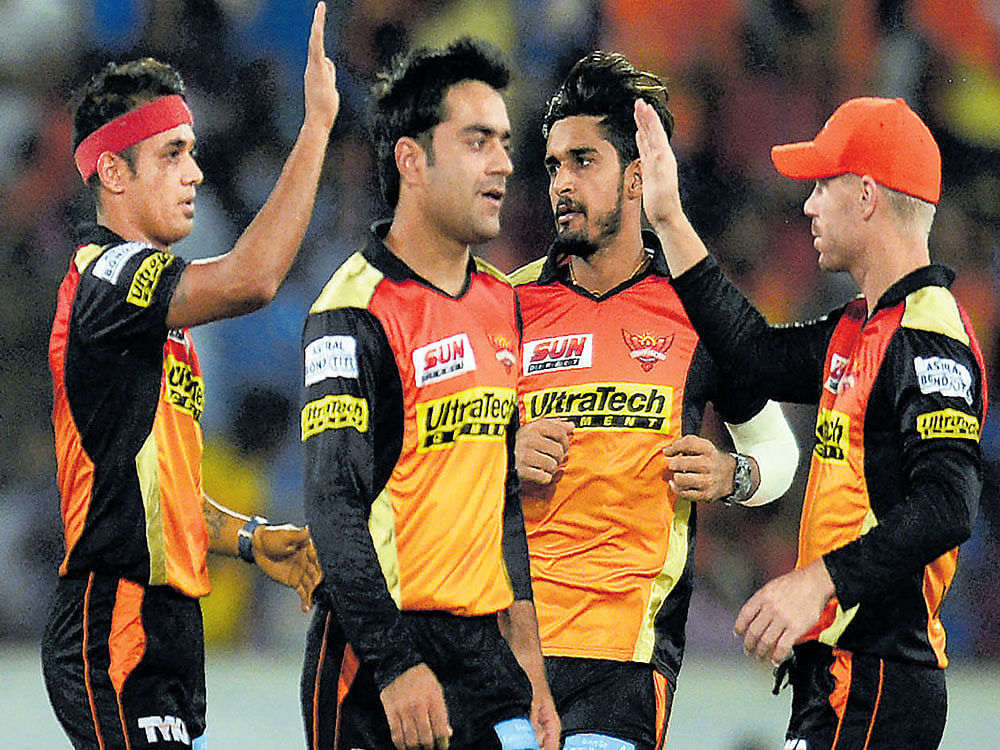 testing time: Sunrisers Hyderabad will eye nothing less than a win against Gujarat Lions in their last encounter to ensure their place in the play-offs. pti