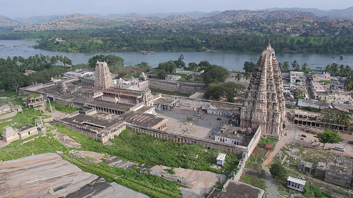 Virupaksha Temple. Image courtesy: Wikimedia Commons