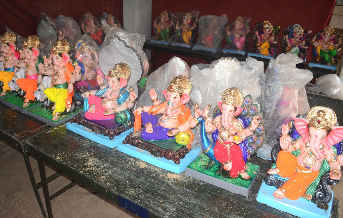 Ganesh idols made of PoP that were sold in 2017. DH file photo