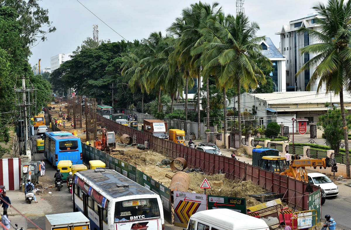 Namma Metro work in progress at the Bannerghatta Road near IIMB in Bengaluru. DH FILE PHOTO