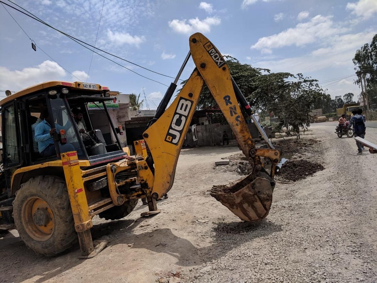 After repeated protests and signature campaign by citizens, the BBMP has finally restored the Channasandra-Thirumalashettyhalli road in East Bengaluru.