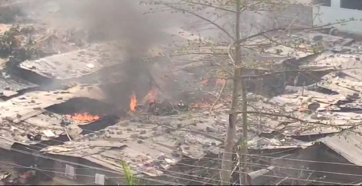 A video grab of the huts that caught fire near Bellandur on Tuesday.
