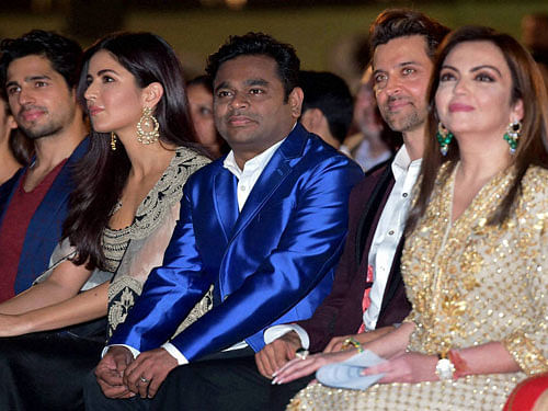 Bollywood actors Hritik Roshan and Katrina Kaif along with Neeta Ambani, Sidharth Malhotra at Jio MAMI 17th Mumbai Film Festival. PTI file photo