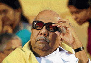 Karunanidhi requests Centre to provide citizenship to Eelam Tamils