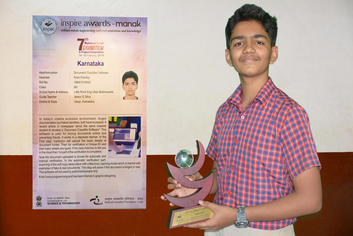 Krish Pandey with the award.