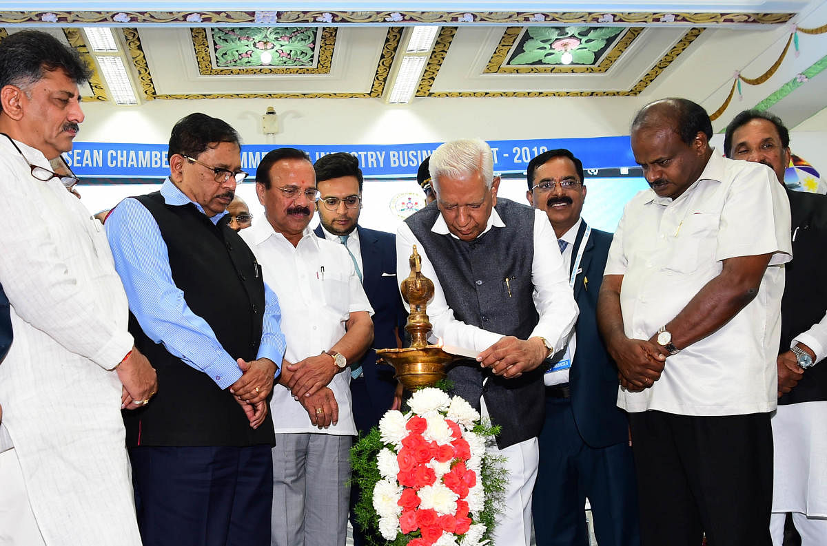 Governor Vajubhai Vala inaugurated the ASEAN Chambers of Commerce and Industry Business Meet program organised by the Karnataka Chamber of Commerce &amp; Industry (FKCCI) on Monday. DH Photo