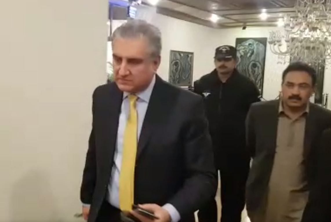 Pakistan Foreign Minister Shah Mahmood Qureshi arrives Ministry of Foreign Affairs for an emergency meeting. (Video grab)