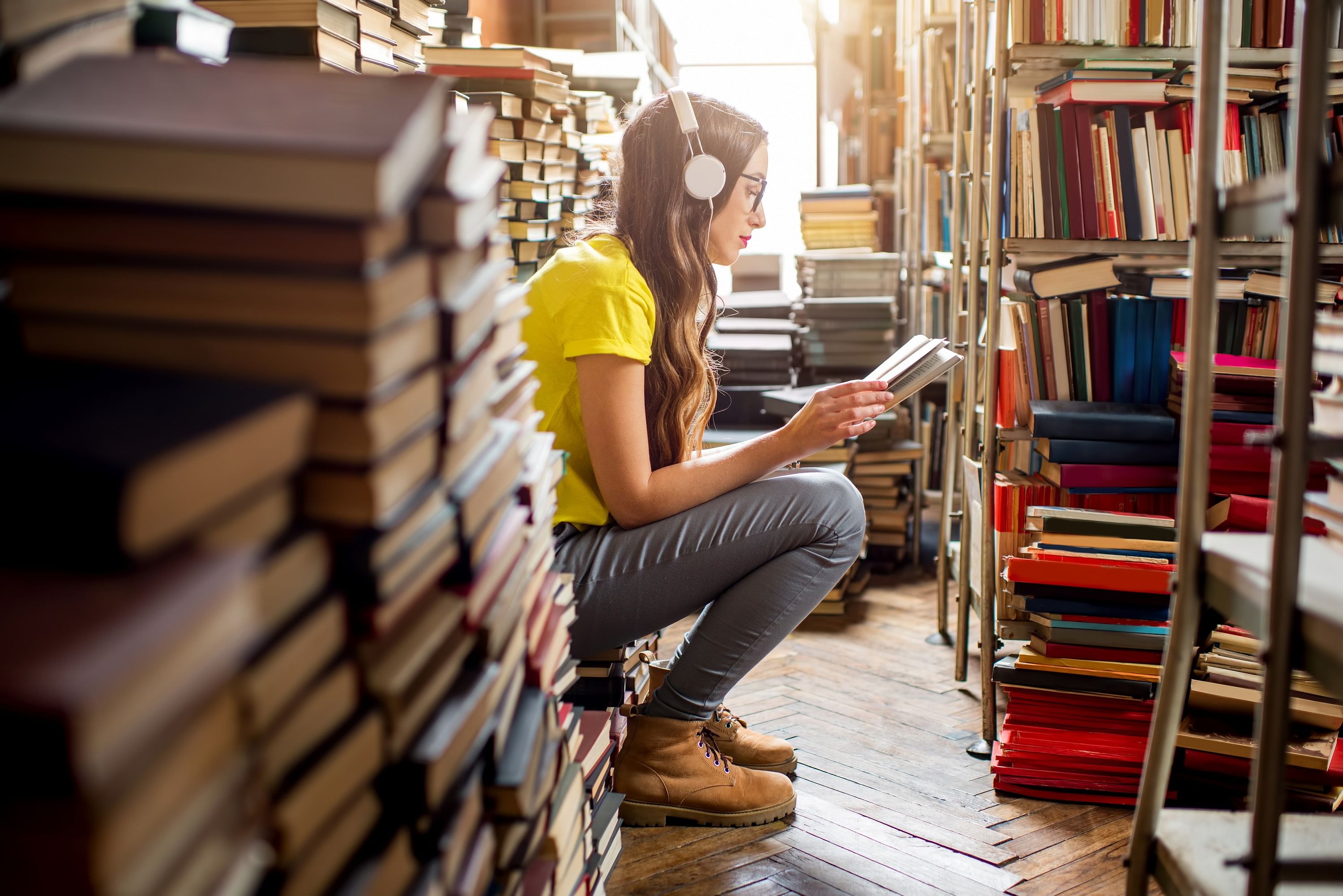 Audiobooks help people stay connected to theworld of literature.