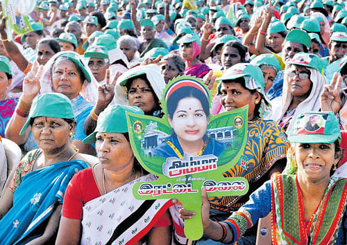 INHUGENUMBERS: Supporters of Tamil Nadu Chief Minster J Jayalalithaa at a rally in Coimbatore on Sunday. PTI