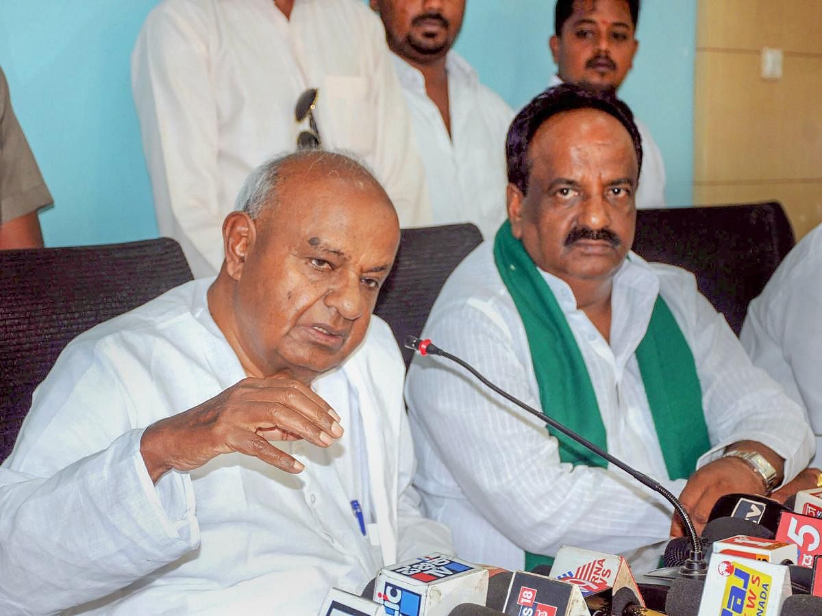 Supporting the farmers' march in New Delhi, former prime minister H D Deve Gowda on Friday said, along with "ease of doing business", India should also better itself in "ease of doing agriculture". PTI file photo