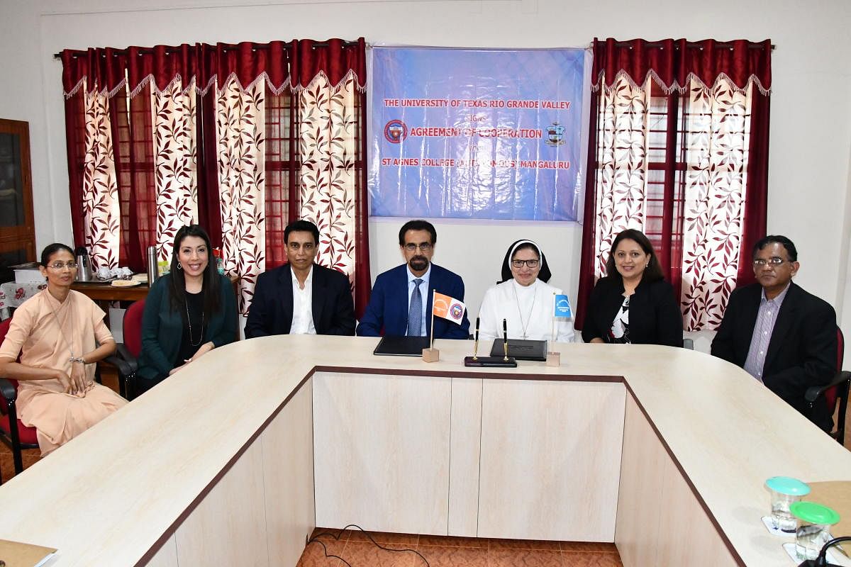 St Agnes College principal Sr M Jeswina and executive vice president, UTRGV, US, Dr Parwinder Grewal sign an agreement of co-operation to help students aspiring for foreign degrees.